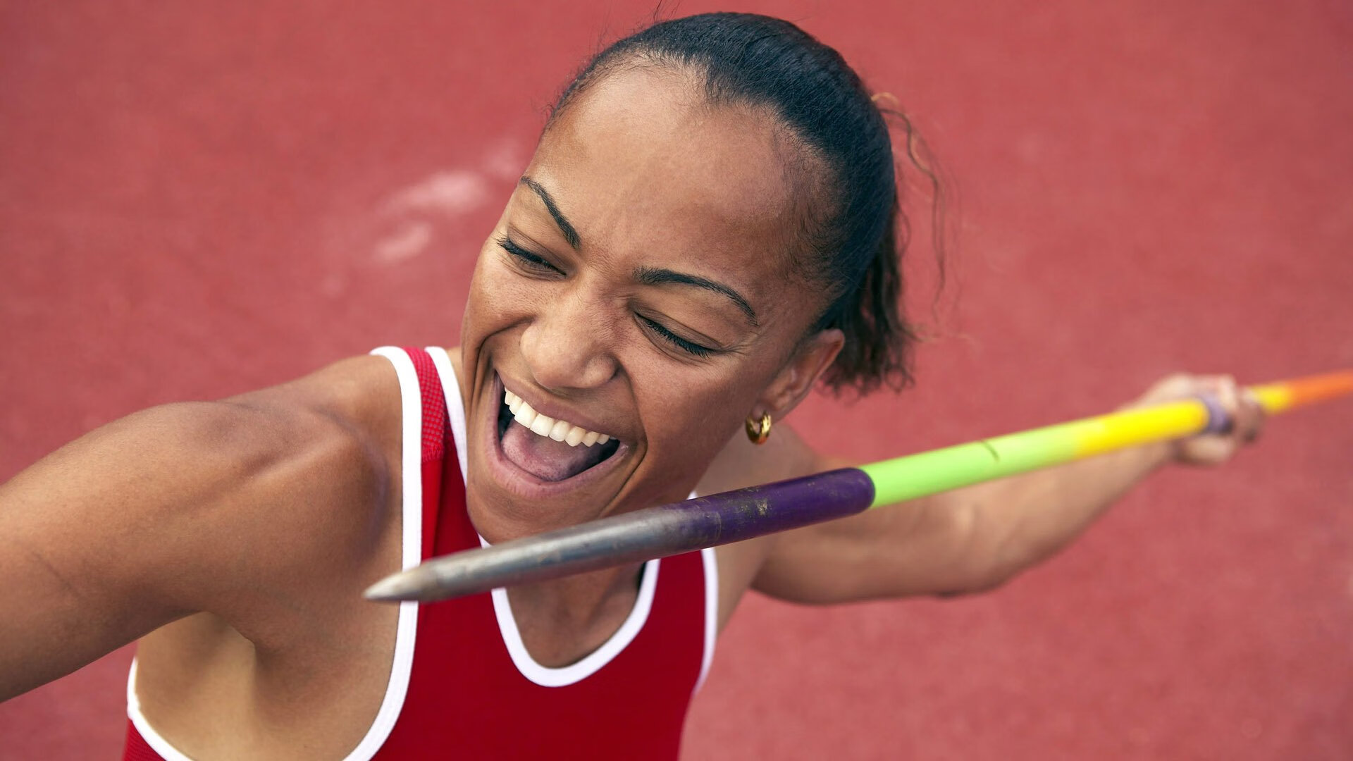 朱婷训练场上鼓励年轻替补队员，朱婷刻苦训练